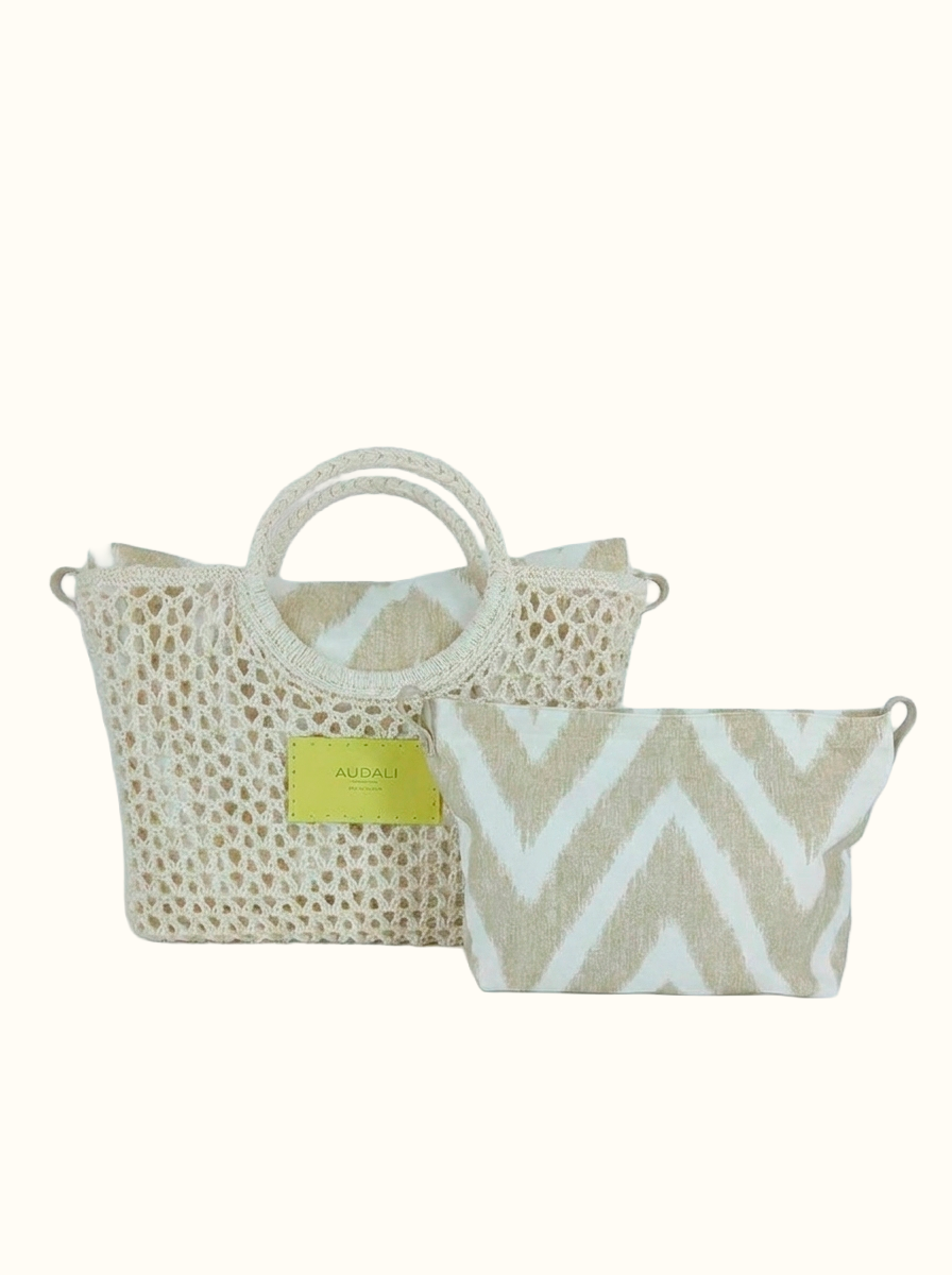 Bolso cuadrado blanco de croché con neceser - Audali