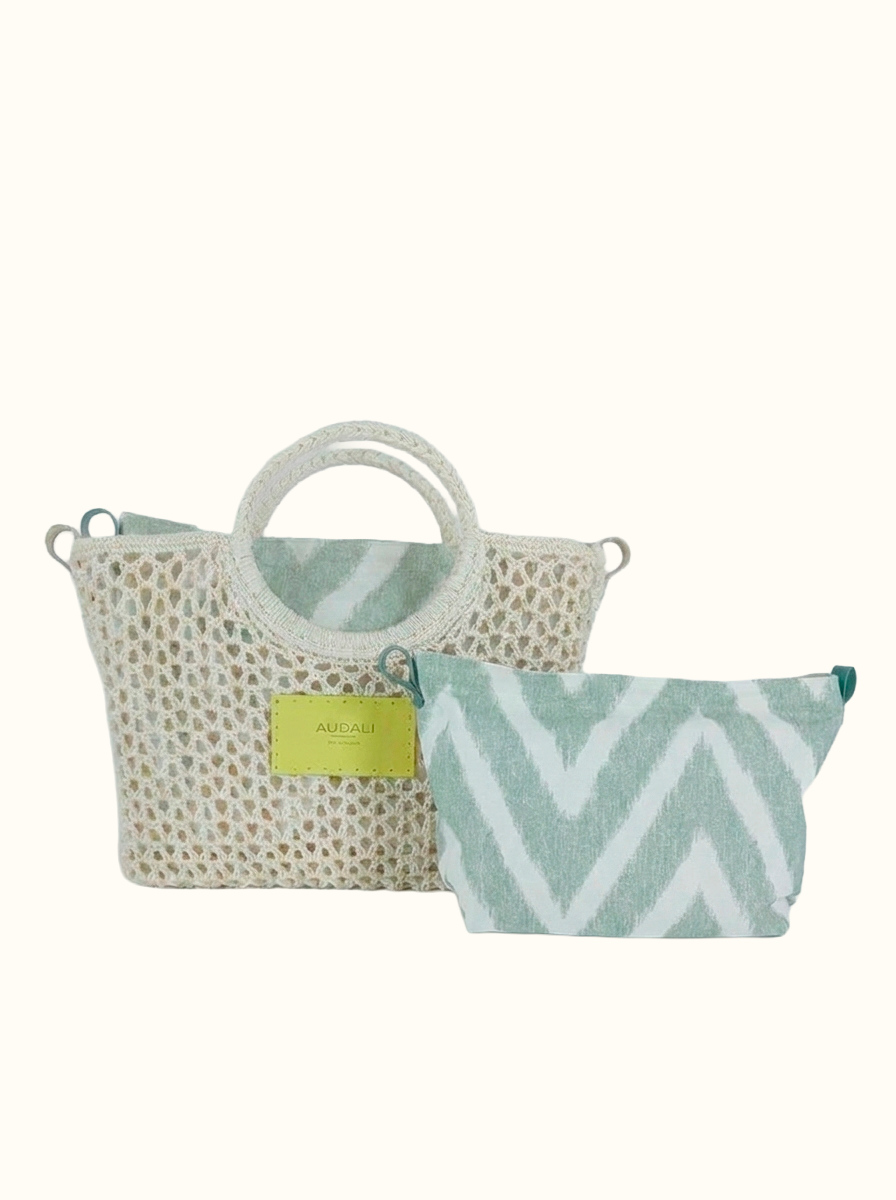 Bolso cuadrado blanco de croché con neceser - Audali