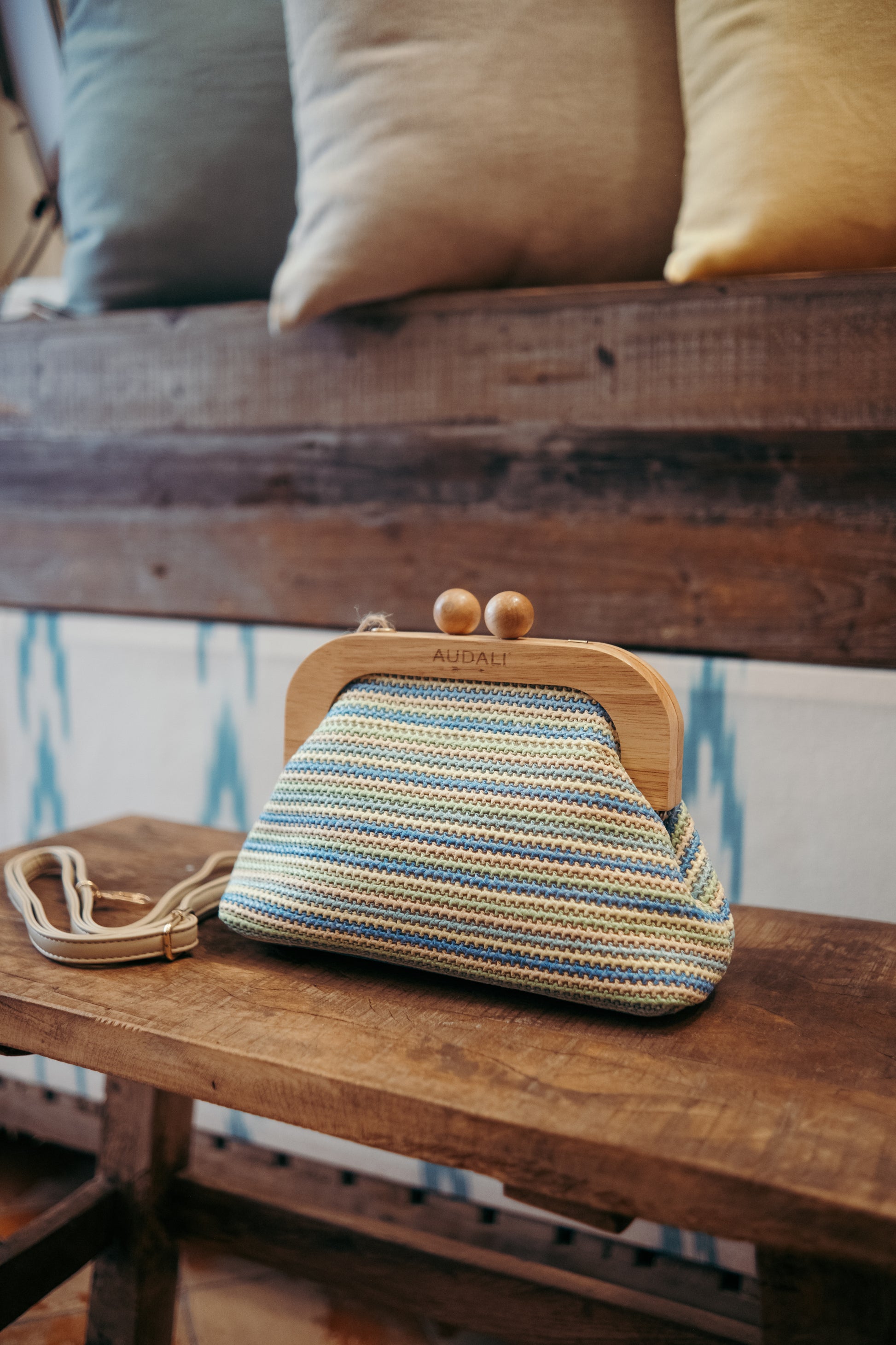Bolso de Mano con correa - Audali