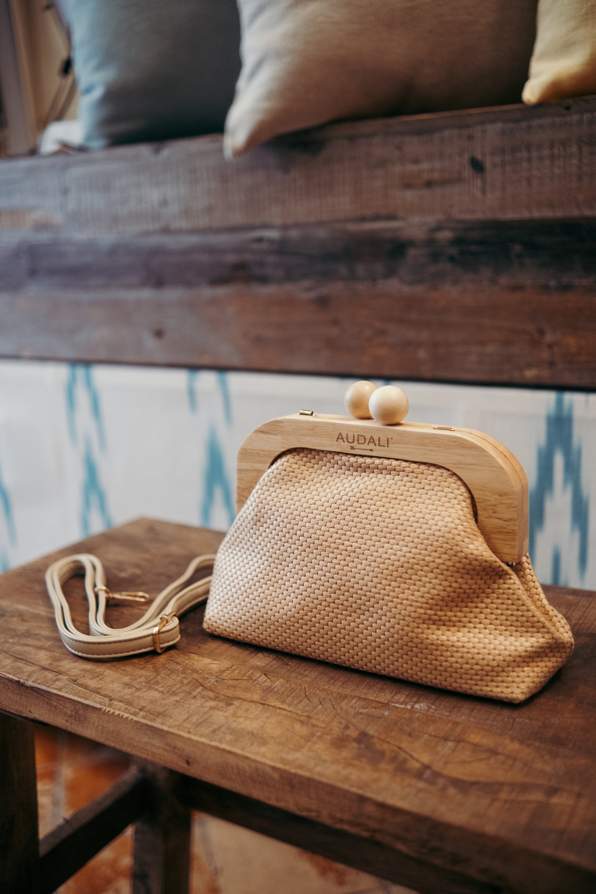 Bolso de Mano con correa - Audali