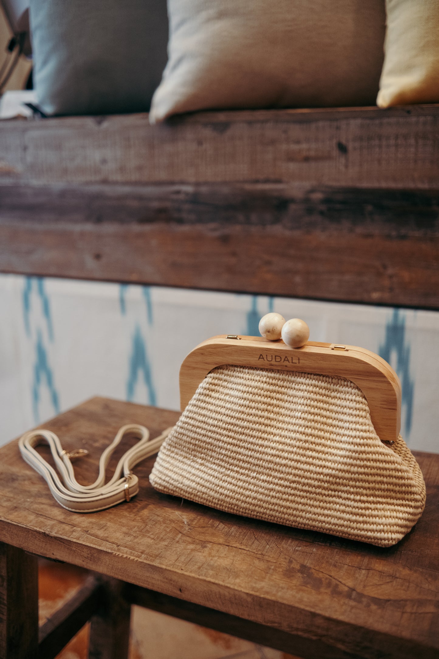 Bolso de Mano con correa - Audali