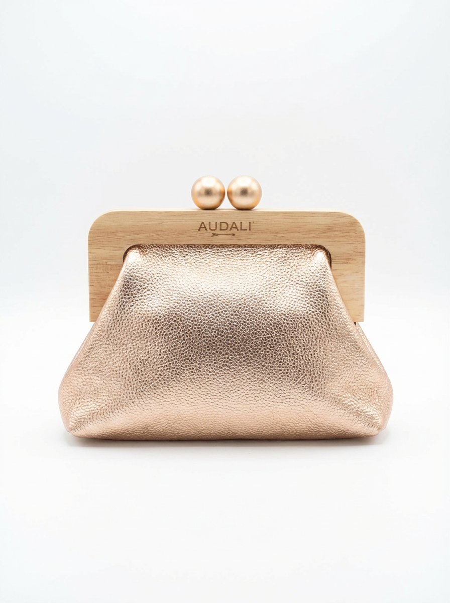 Bolso Metalizado Cierre Madera - Audali