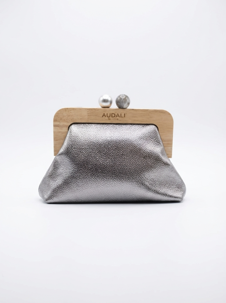 Bolso Metalizado Cierre Madera - Audali